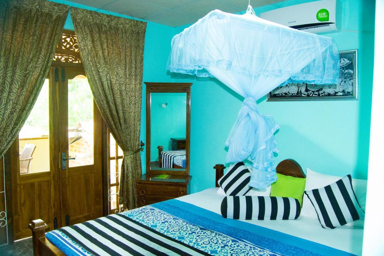 Отель Iduwara Guest Сигирия Экстерьер фото